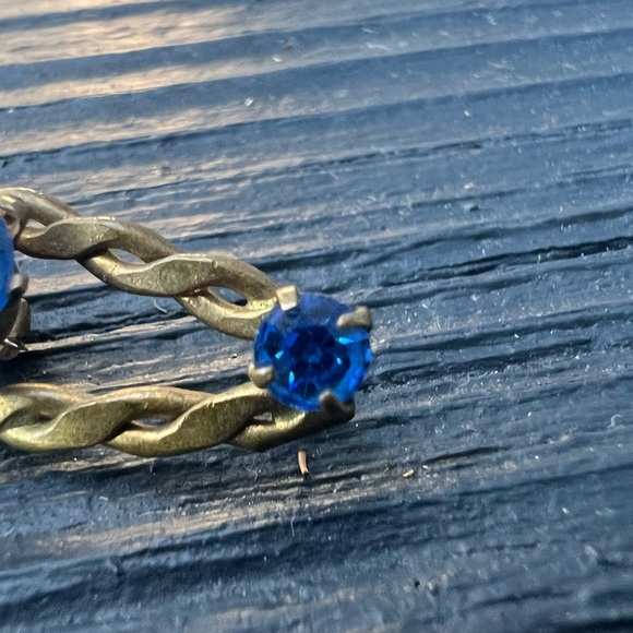 Vintage Blue Crystal Brooch Pin SIGNED AUSTRIA Rhinestone Woven Brass Prong Set - Picture 4 of 14